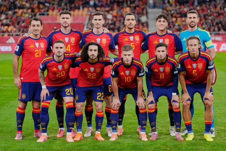 Coupe du monde 2026 : l'Espagne arrache la Coupe aux Argentins et entre un peu plus dans la légende
