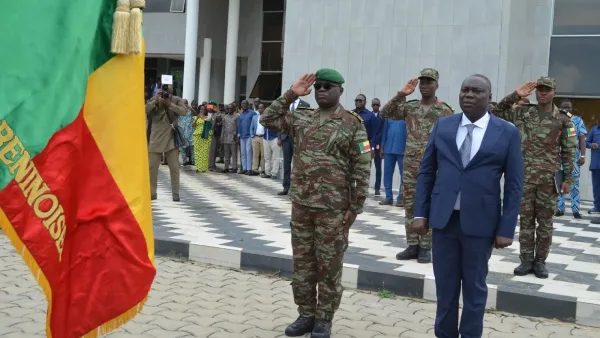 Défense : l’Algérie propose son expertise militaire au Bénin