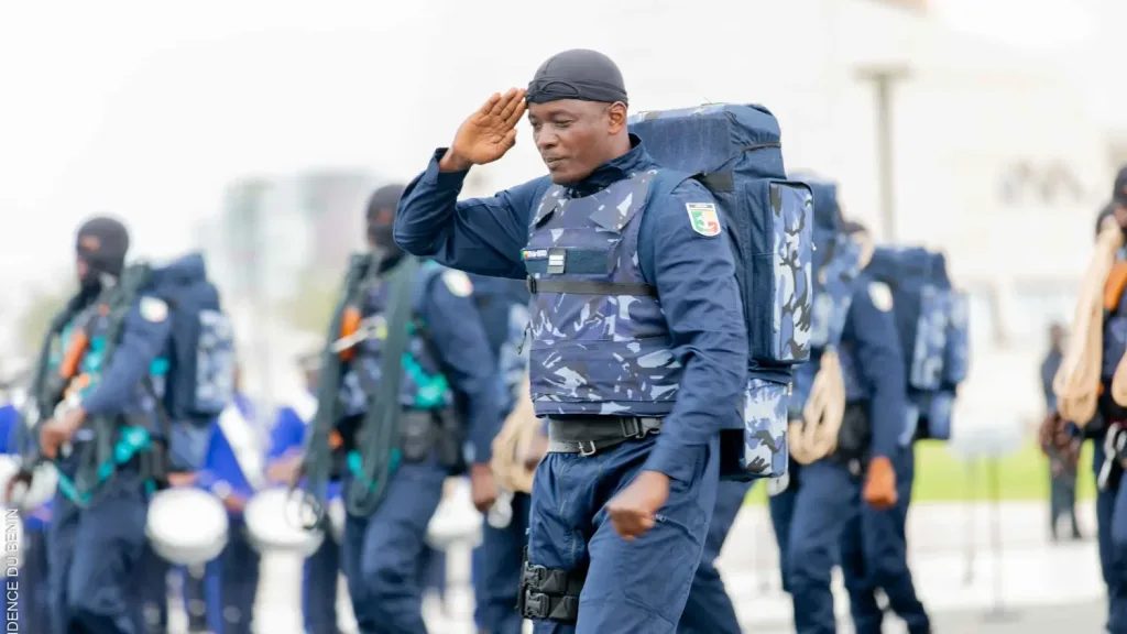 Parakou : la Police met au jour une cache de 1 975 cartouches