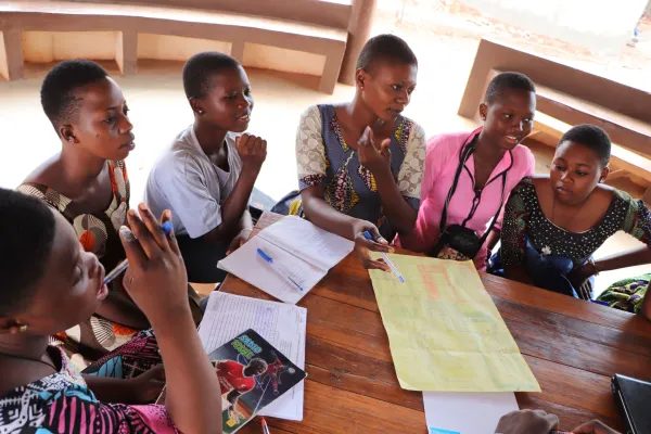 Journée internationale de la fille : au Bénin, les grossesses scolaires menacent encore l’avenir de nombreuses adolescentes